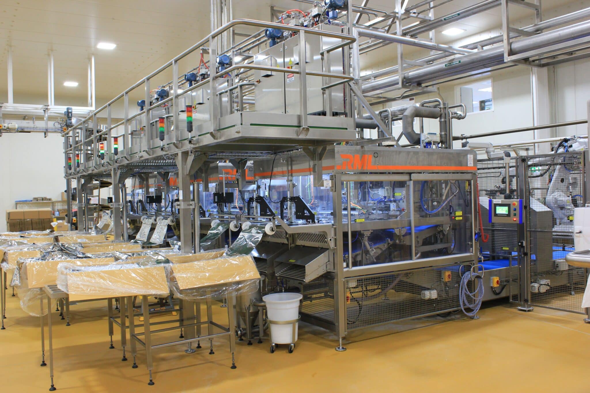 Bag-in-Box Palletising and Conveying